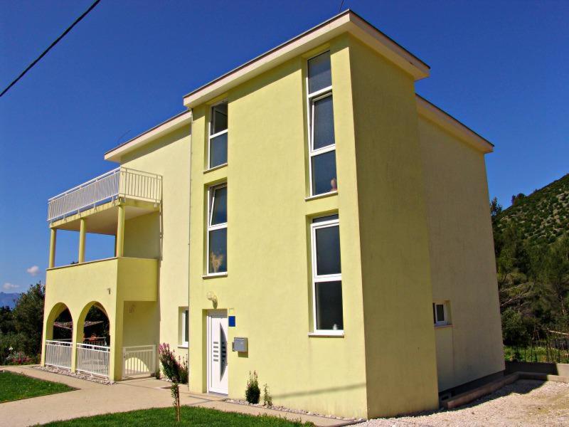 Apartments Dia Zaostrog Bagian luar foto