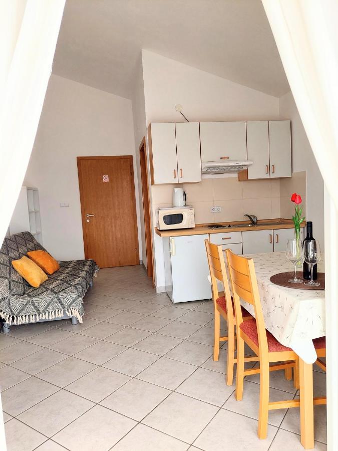Apartments Dia Zaostrog Bagian luar foto